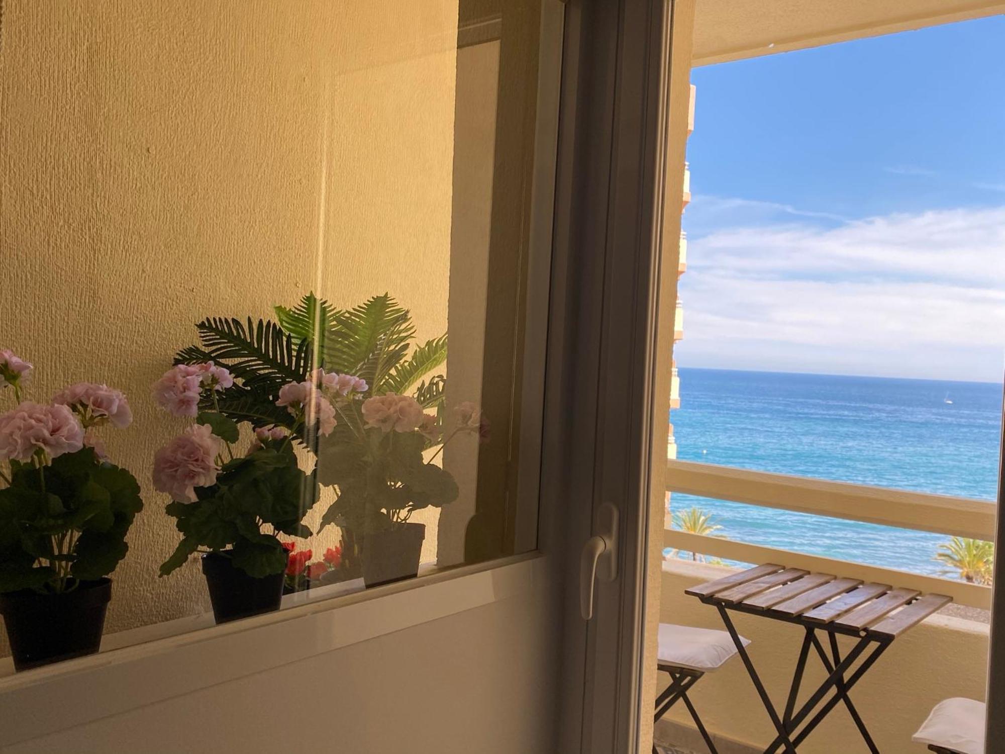 The First Line Of The Sea Apartment Marbella Esterno foto